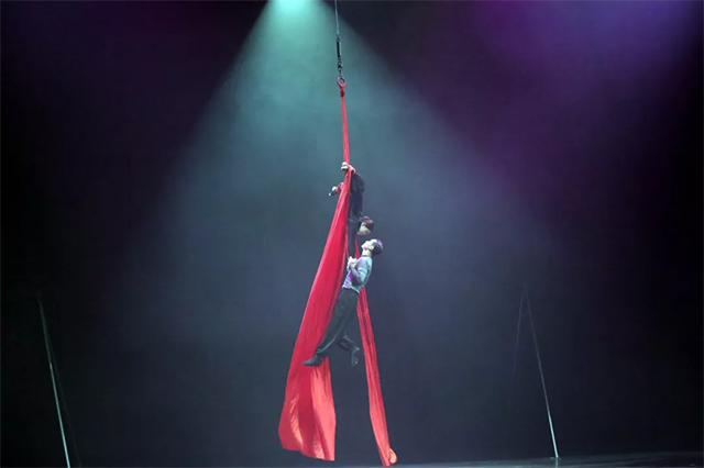 北京演艺集团第五届“梦想成真”演出季之中国杂技团新杂艺实验剧《Touch-奇遇之旅》