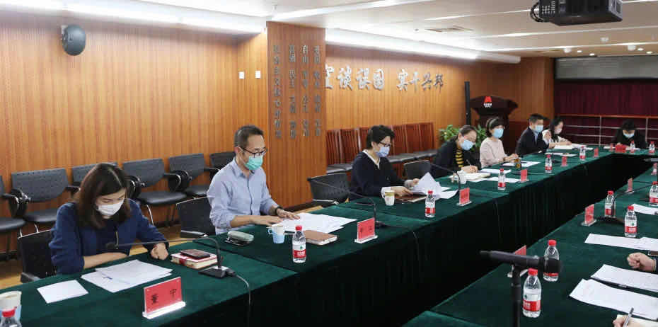 北京演艺集团召开经营形势分析会